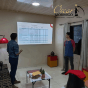 Defensa de Tesis en Paraguay: Cómo Prepararse para una tesis exitosa Aprendé cómo preparar y aprobar tu defensa de tesis con éxito. Guía completa con estrategias, errores comunes y asesoría académica en Paraguay con el Mg. Oscar Morínigo.